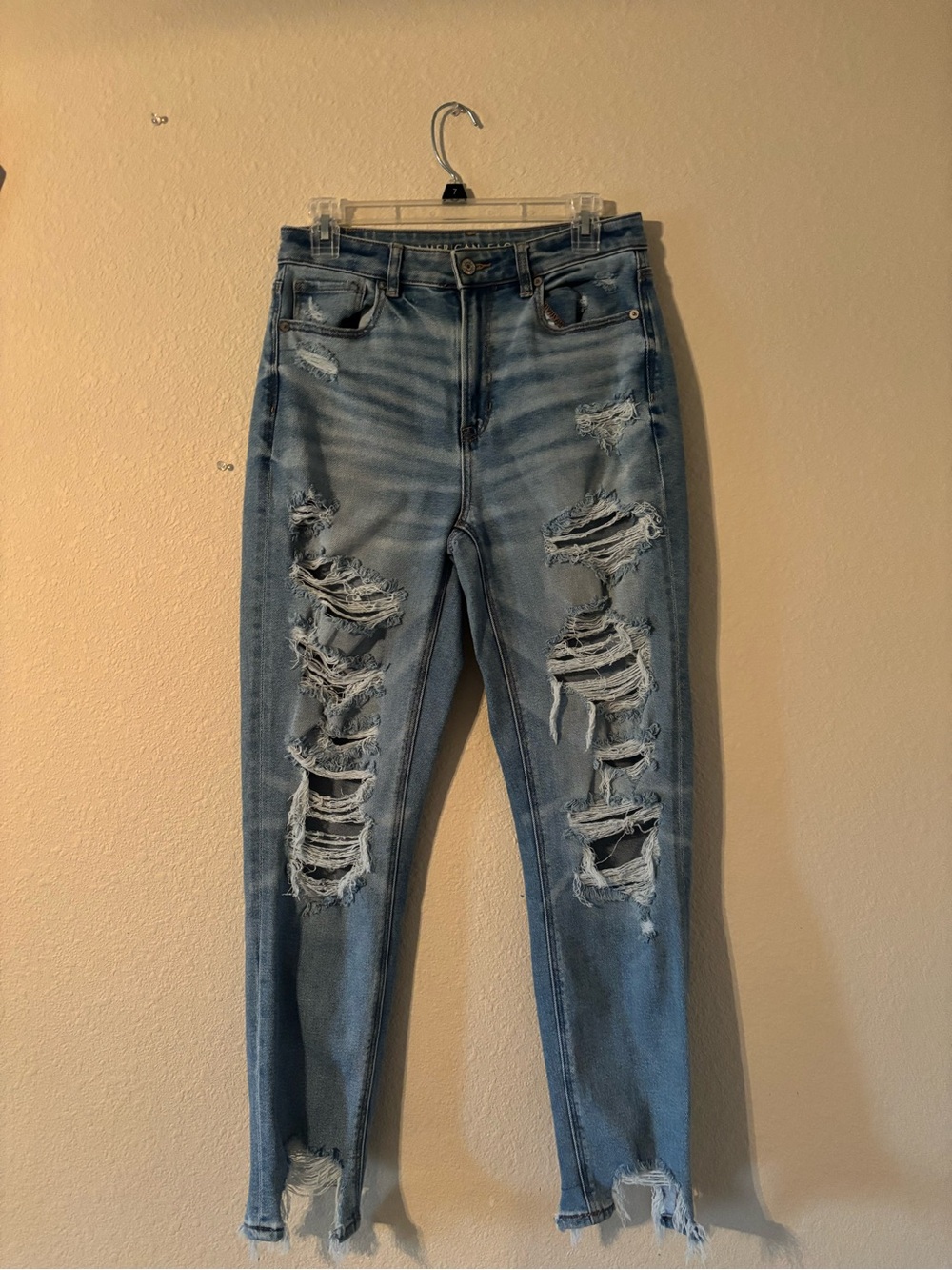 American Eagle Ripped Women's Jeans